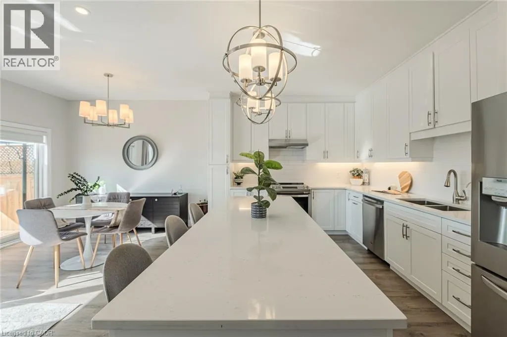 8 WATERTHRUSH Lane