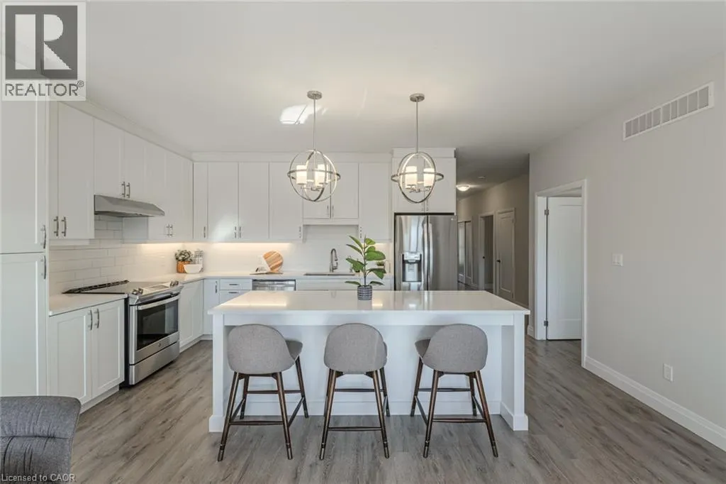 8 WATERTHRUSH Lane