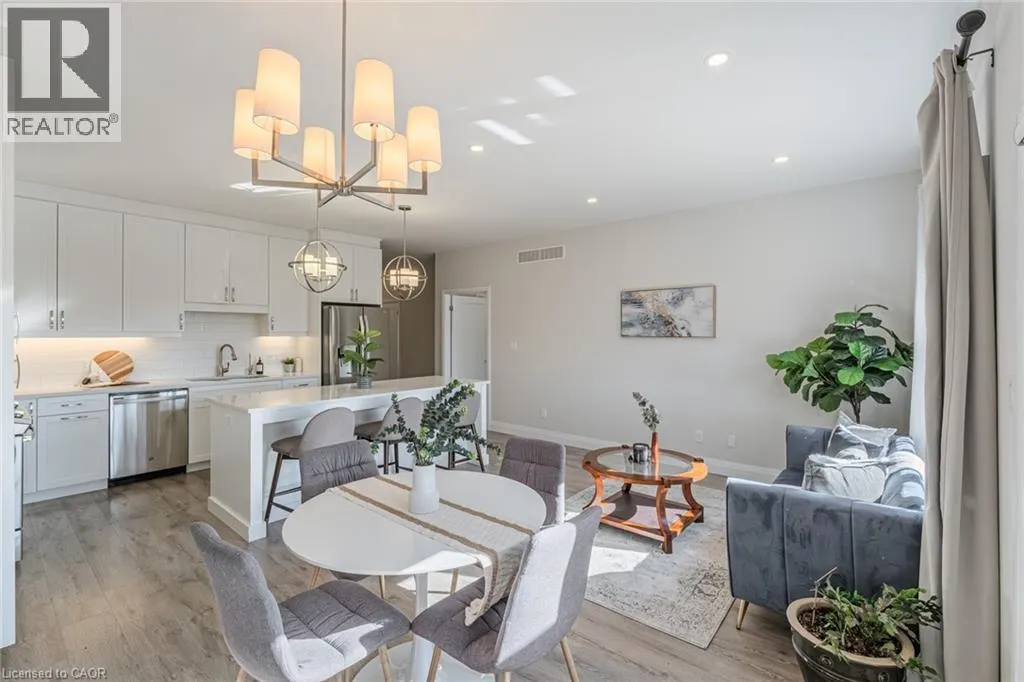 8 WATERTHRUSH Lane