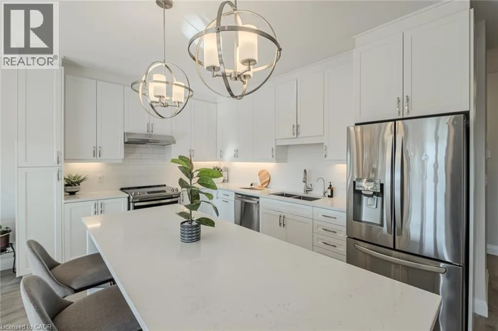 8 WATERTHRUSH Lane
