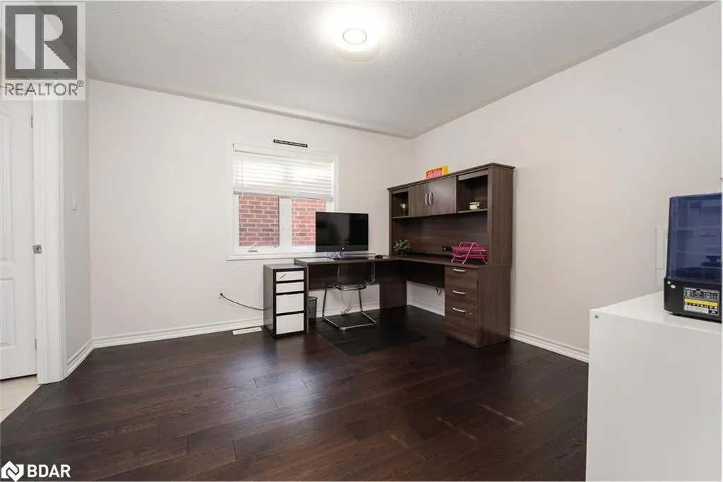 2199 DAWSON CRESCENT Crescent