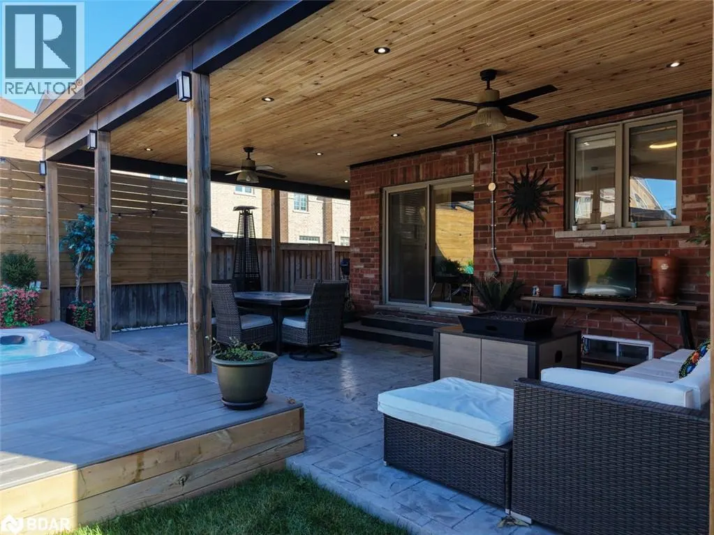 2199 DAWSON CRESCENT Crescent