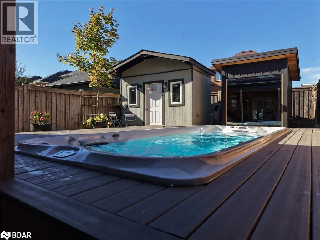2199 DAWSON CRESCENT Crescent