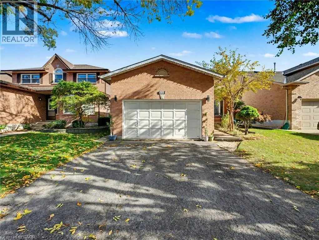 635 REXFORD Drive