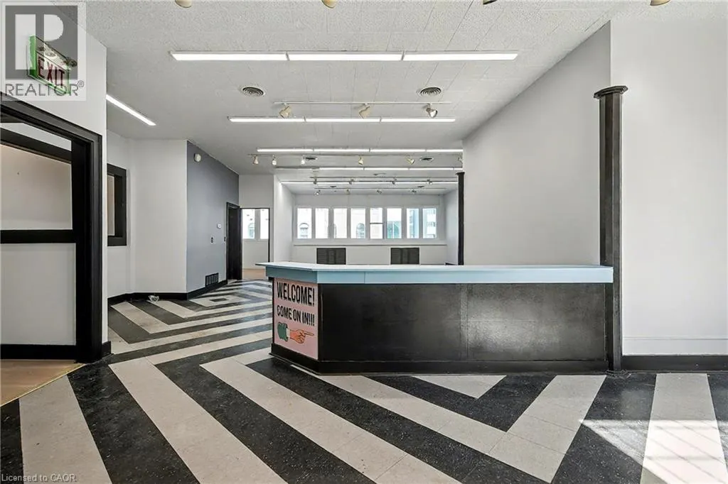 19 KING Street E Unit# 2, #2