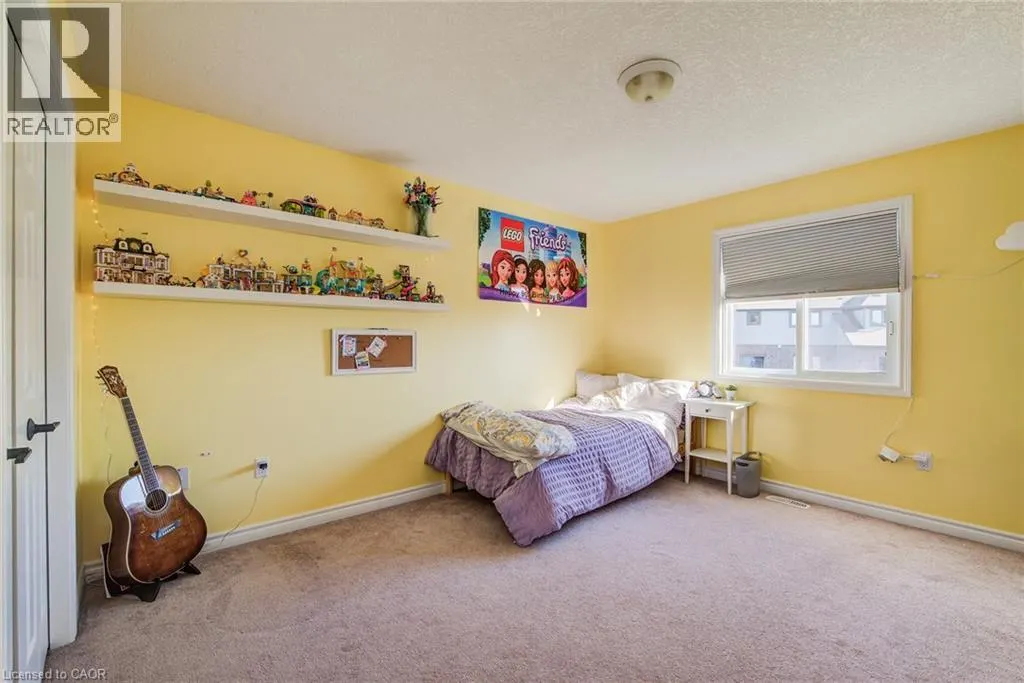 354 FENNEL Street