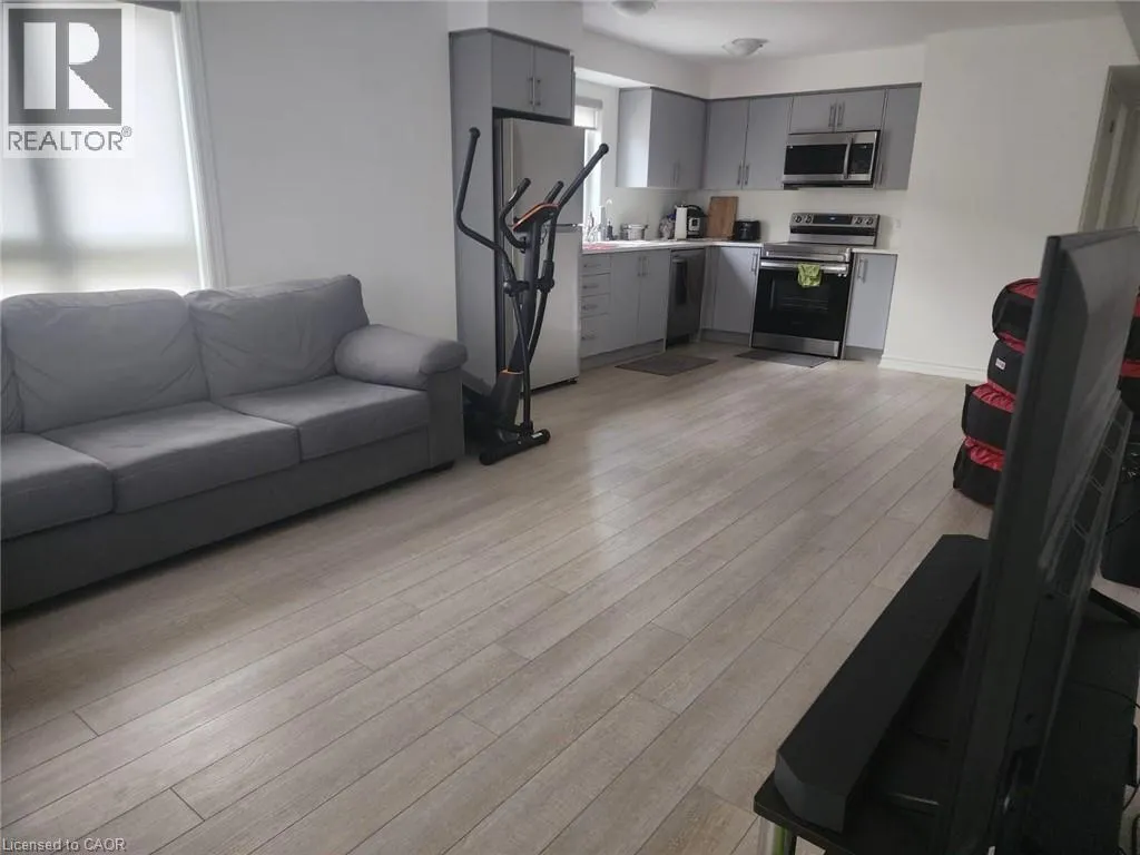 235 CHAPEL HILL Drive Unit# 33, #33