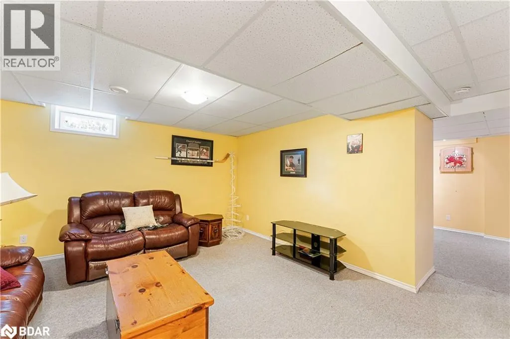 38 TRUAX Crescent