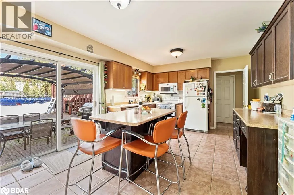 38 TRUAX Crescent
