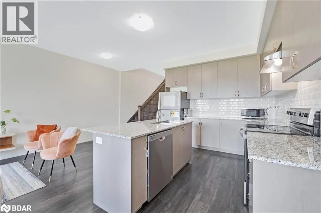 122 TURNBERRY Lane
