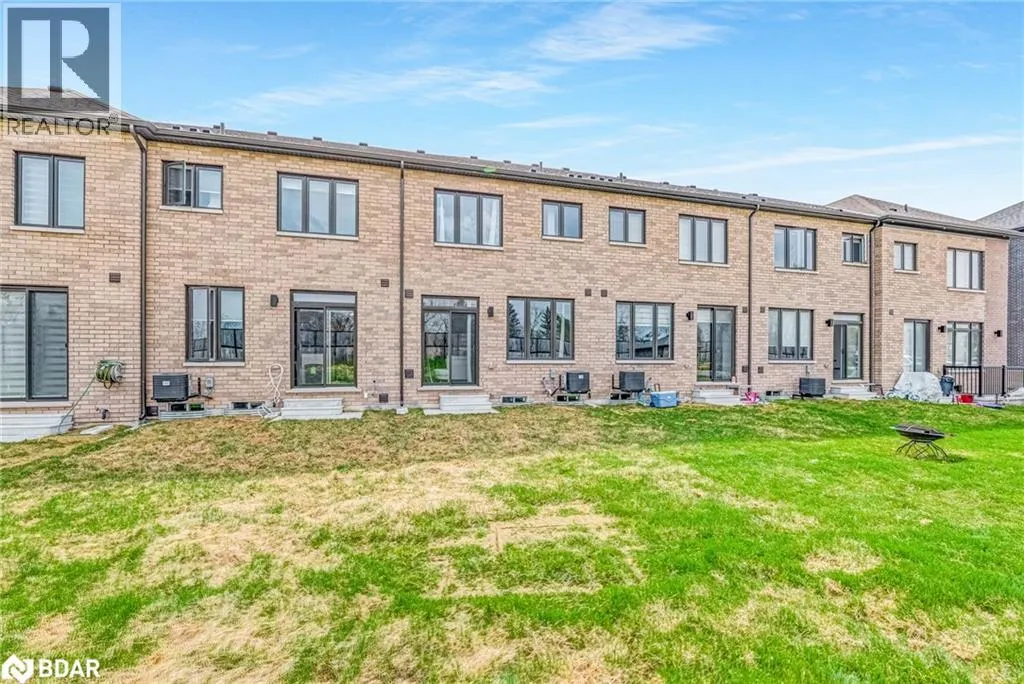 122 TURNBERRY Lane