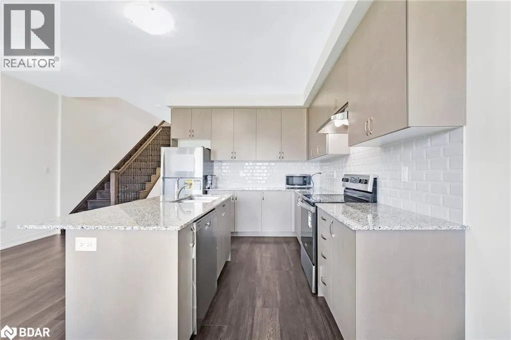 122 TURNBERRY Lane