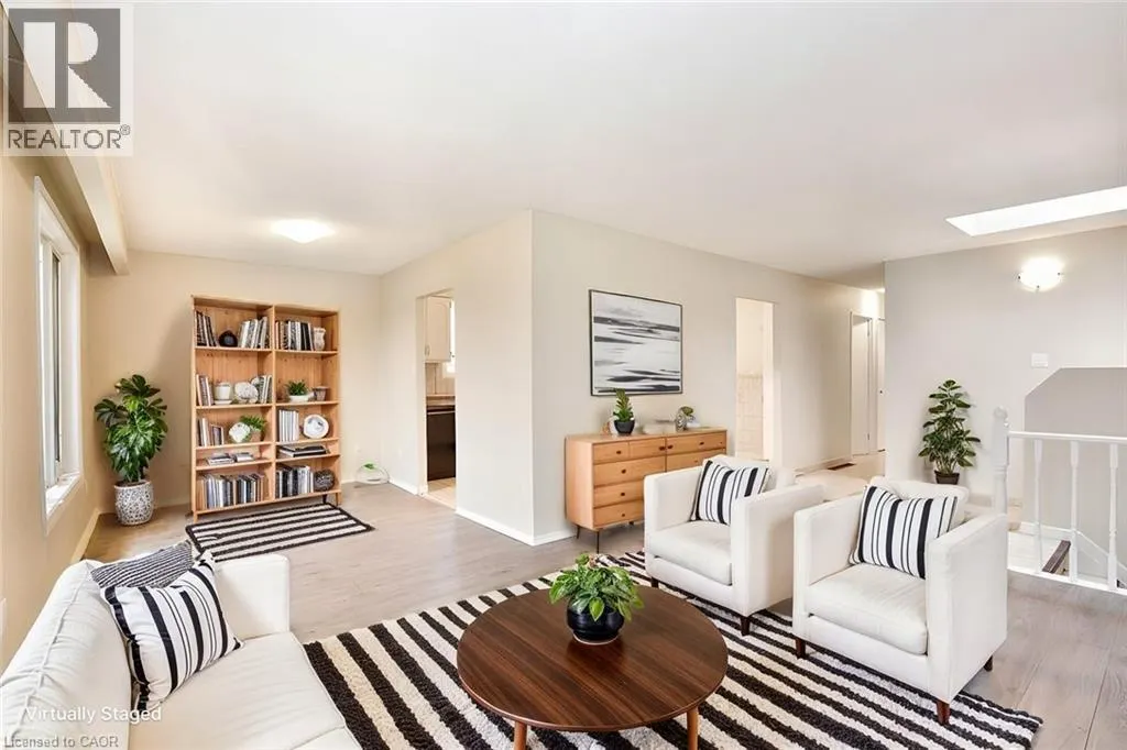 45 EDWINA Place Unit# 1, #1
