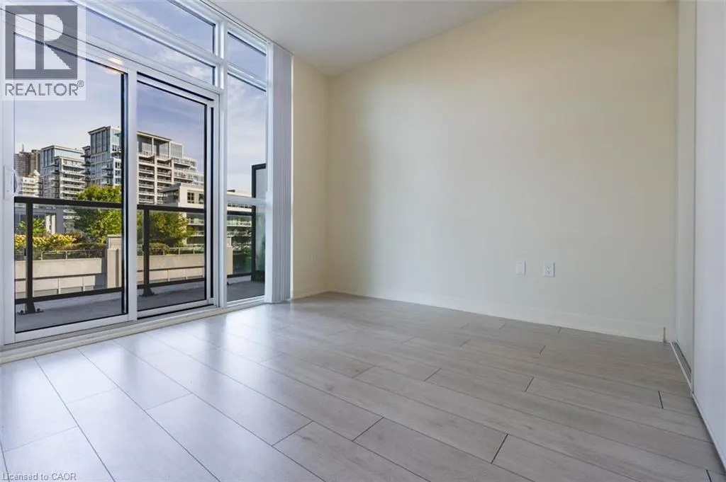 38 ANNIE CRAIG Drive Unit# 401, #401