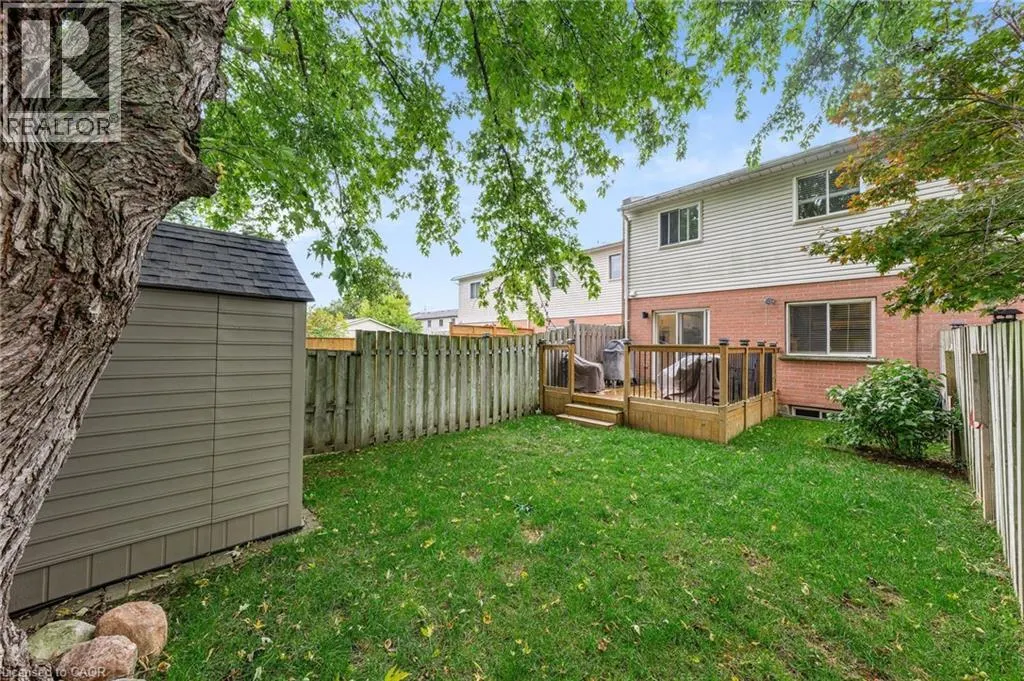21 GRAYSTONE Court