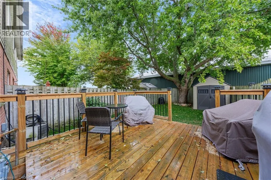 21 GRAYSTONE Court
