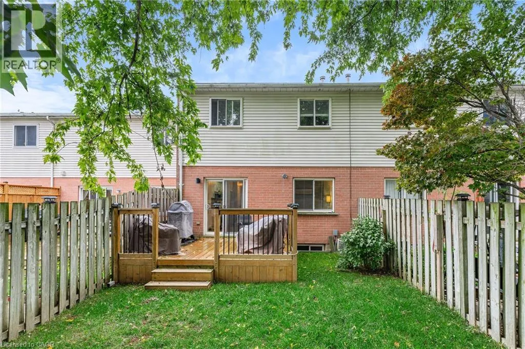 21 GRAYSTONE Court