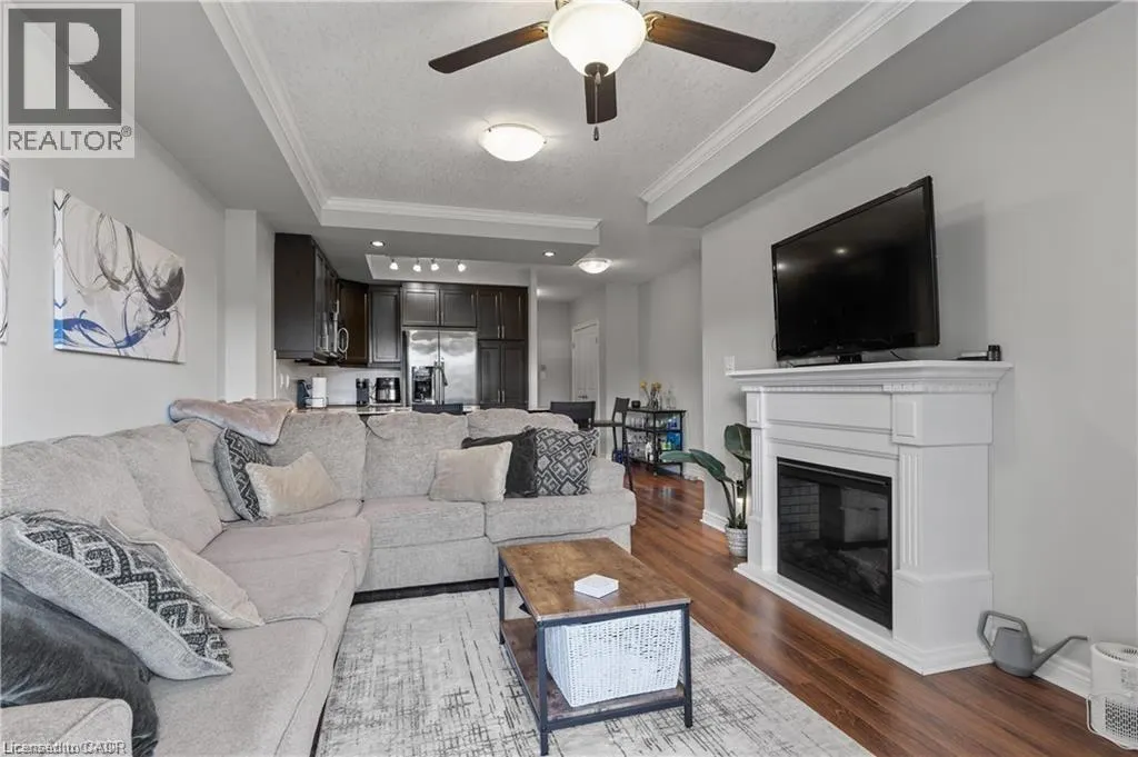 539 BELMONT Avenue W Unit# 210, #210