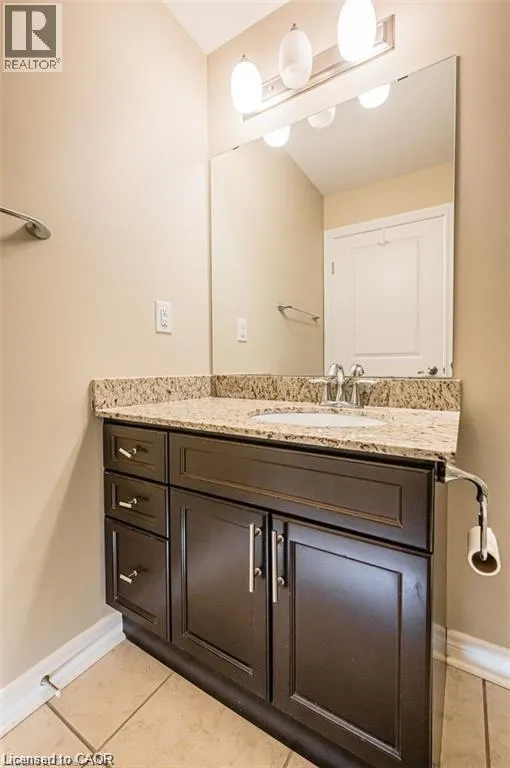 539 BELMONT Avenue W Unit# 210, #210