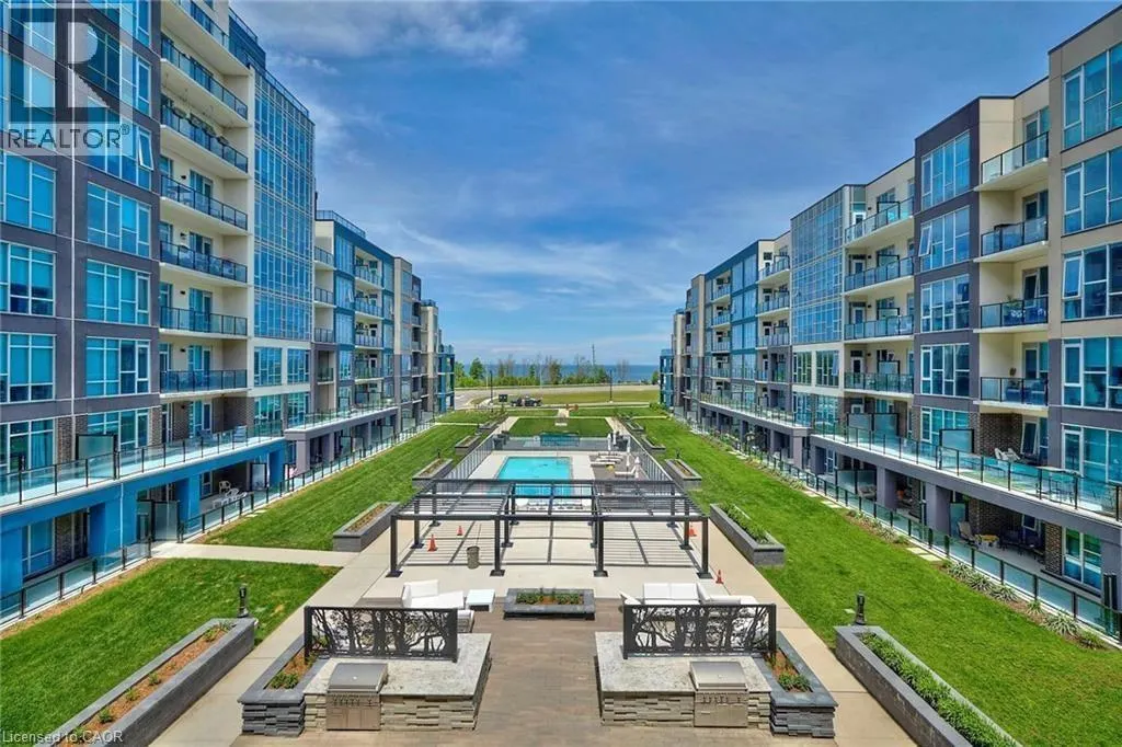 16 CONCORD Place Unit# 439, #439