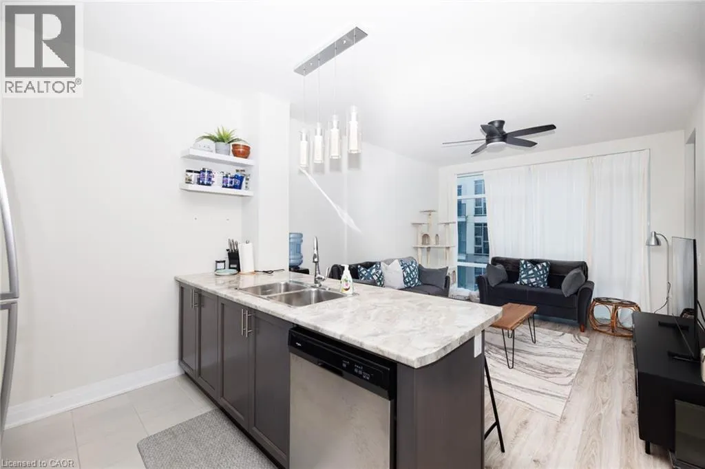 16 CONCORD Place Unit# 439, #439