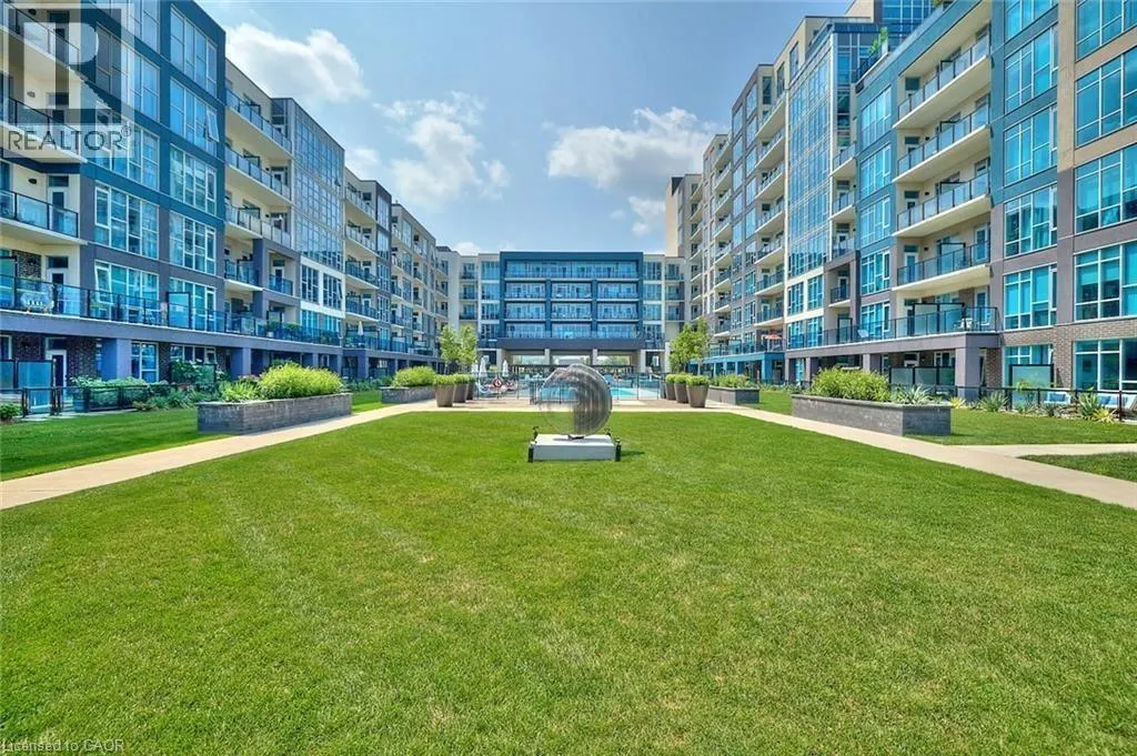 16 CONCORD Place Unit# 439, #439