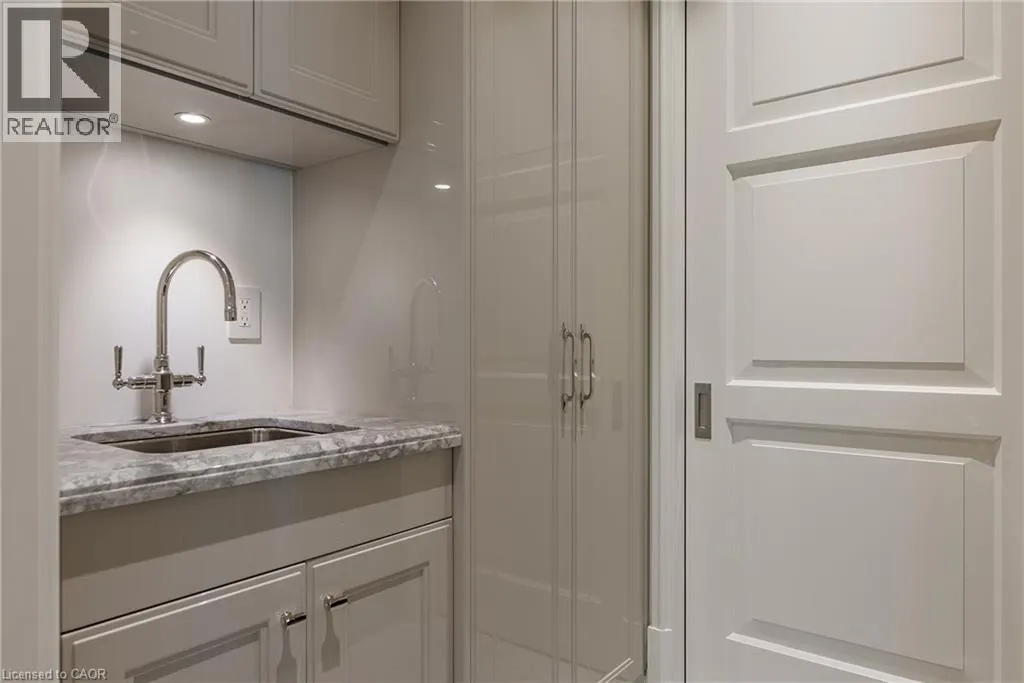 300 RANDALL Street Unit# 212, #212