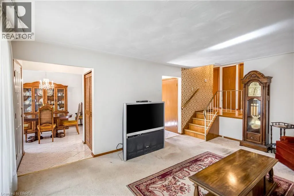 14 BURDOCK Boulevard