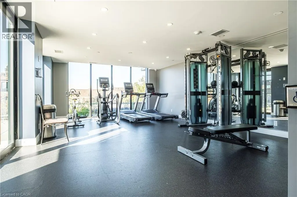 15 QUEEN Street S Unit# 401, #401