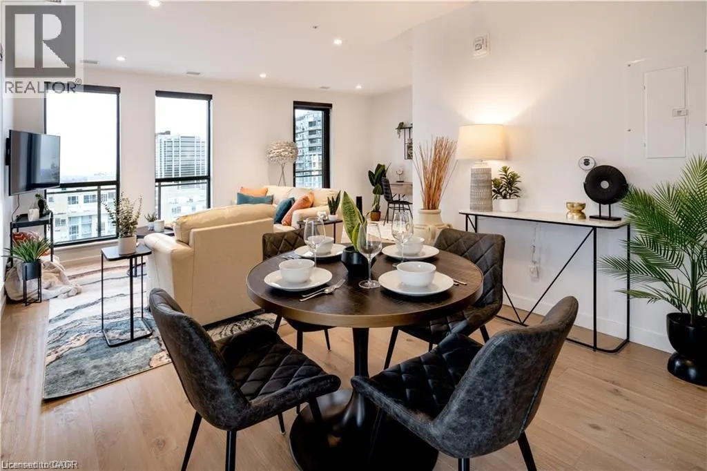 181 KING Street S Unit# 1814, #1814