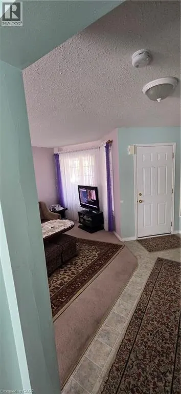 75 WOOD GROVE Crescent