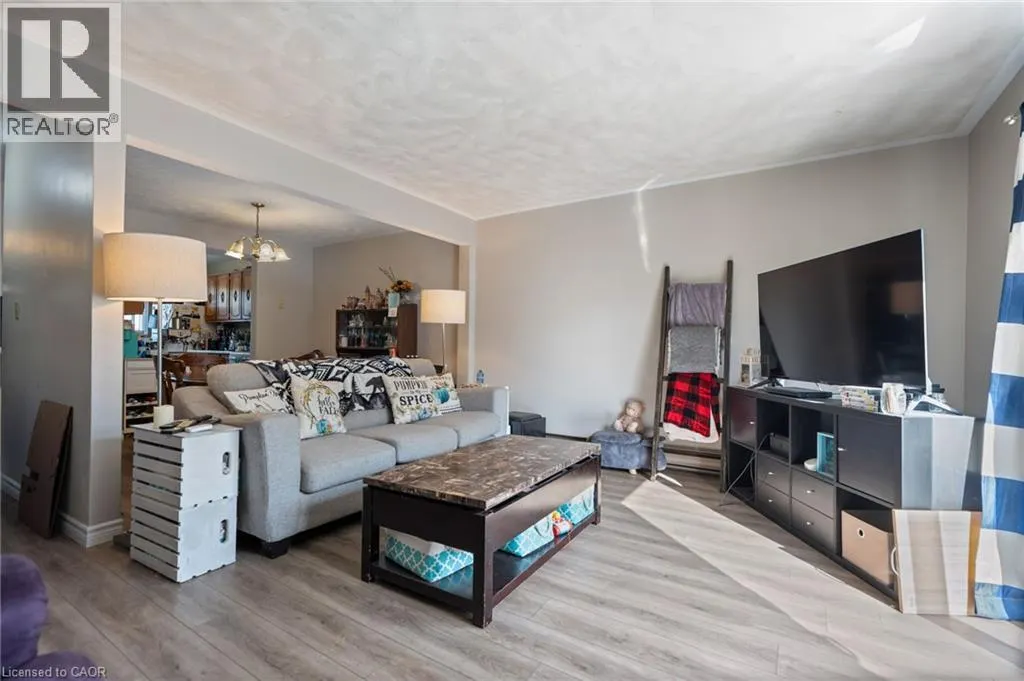 10 MONTCLAIR Crescent Unit# 5, #5