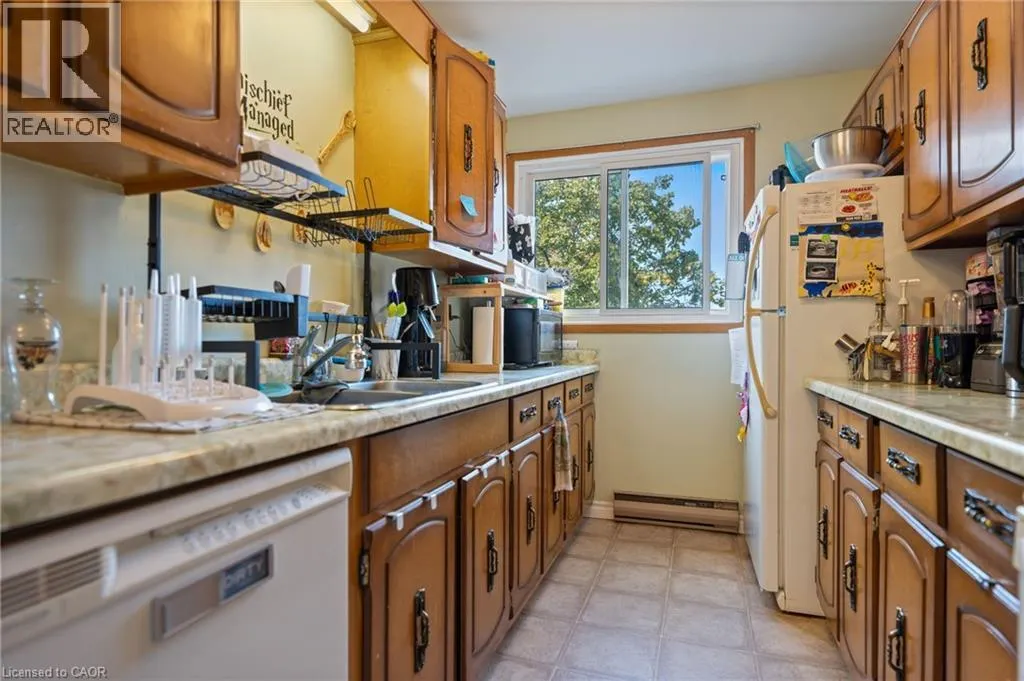 10 MONTCLAIR Crescent Unit# 5, #5