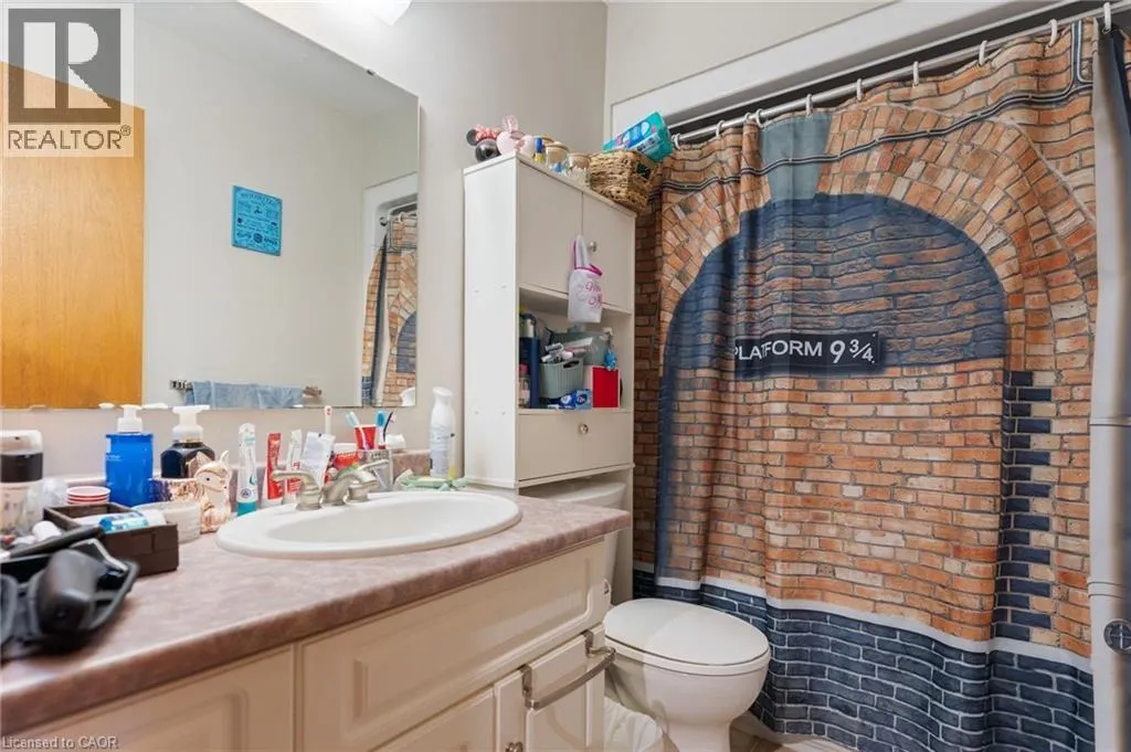 10 MONTCLAIR Crescent Unit# 5, #5