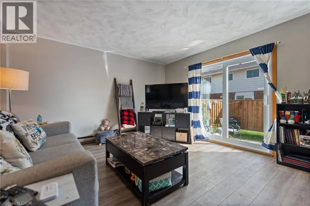 10 MONTCLAIR Crescent Unit# 5, #5