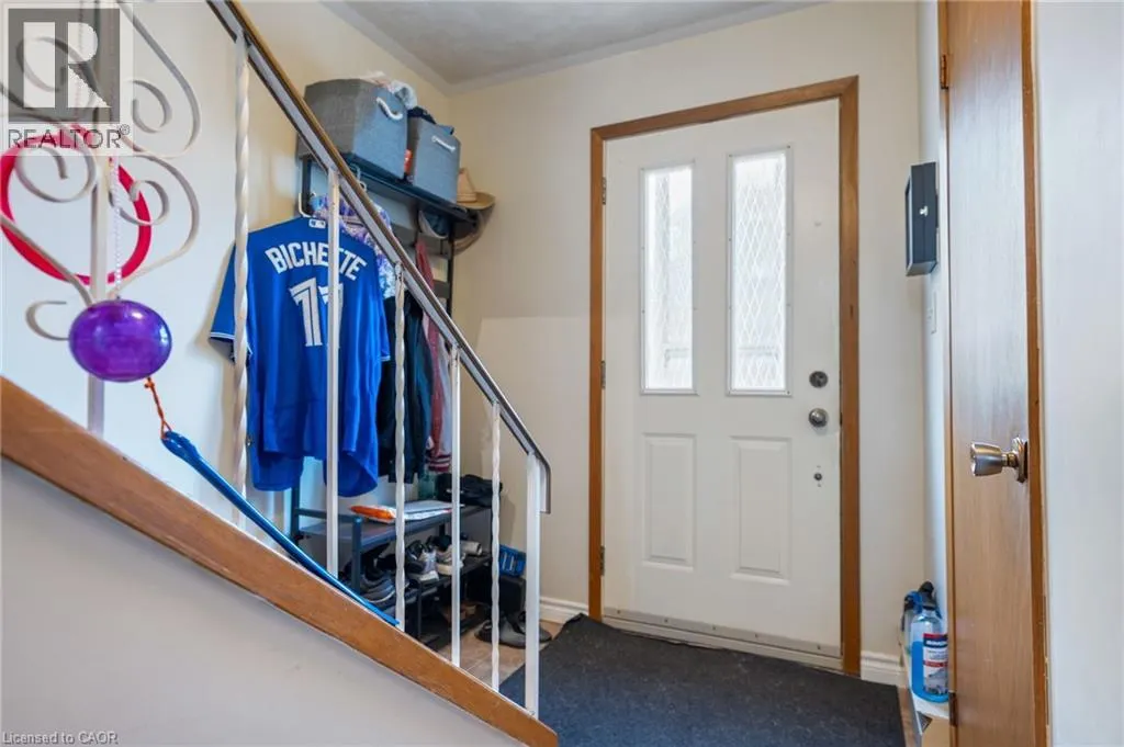 10 MONTCLAIR Crescent Unit# 5, #5