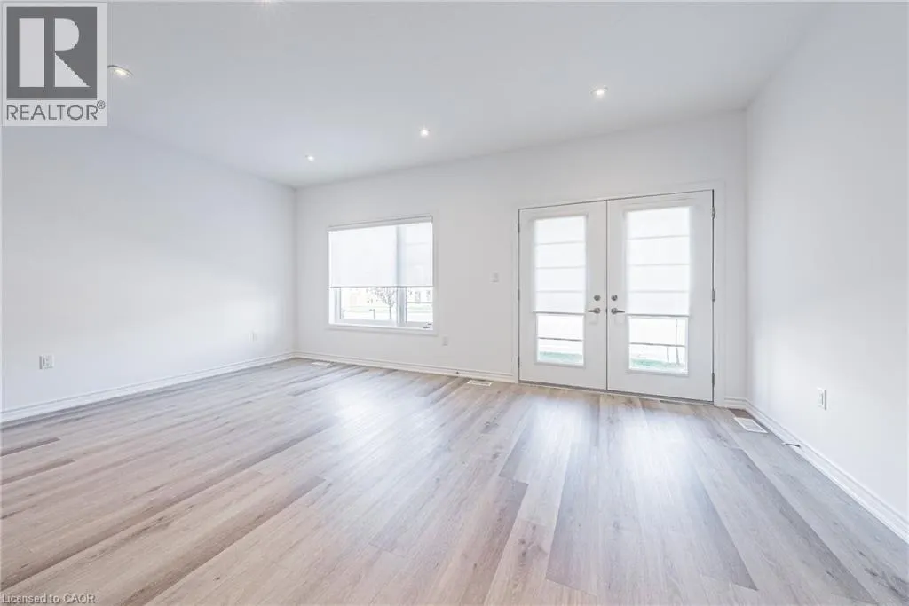 461 BLACKBURN Drive Unit# 5, #5