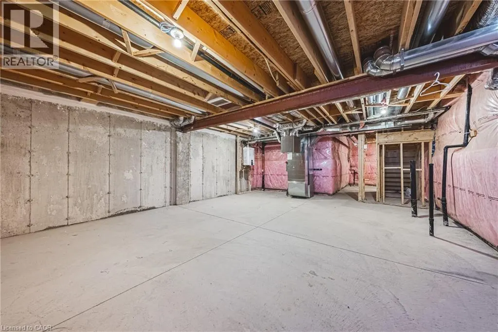 461 BLACKBURN Drive Unit# 5, #5