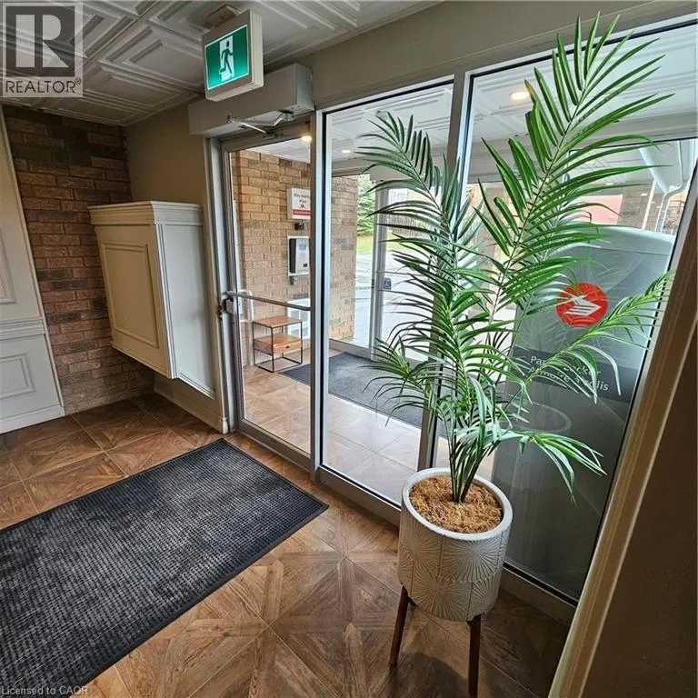 345 BRIARMEADOW Drive Unit# 101, #101