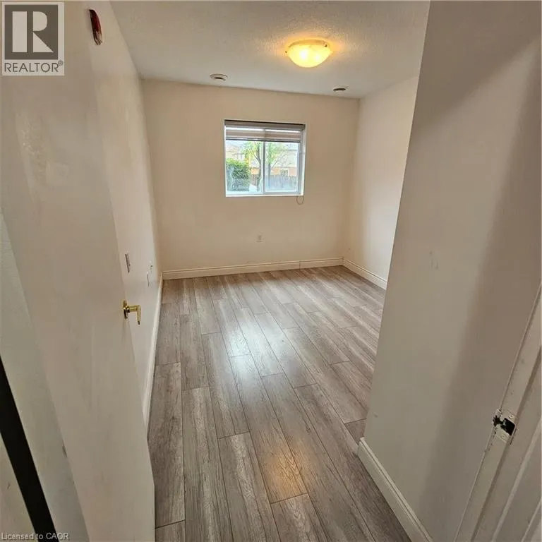 345 BRIARMEADOW Drive Unit# 101, #101