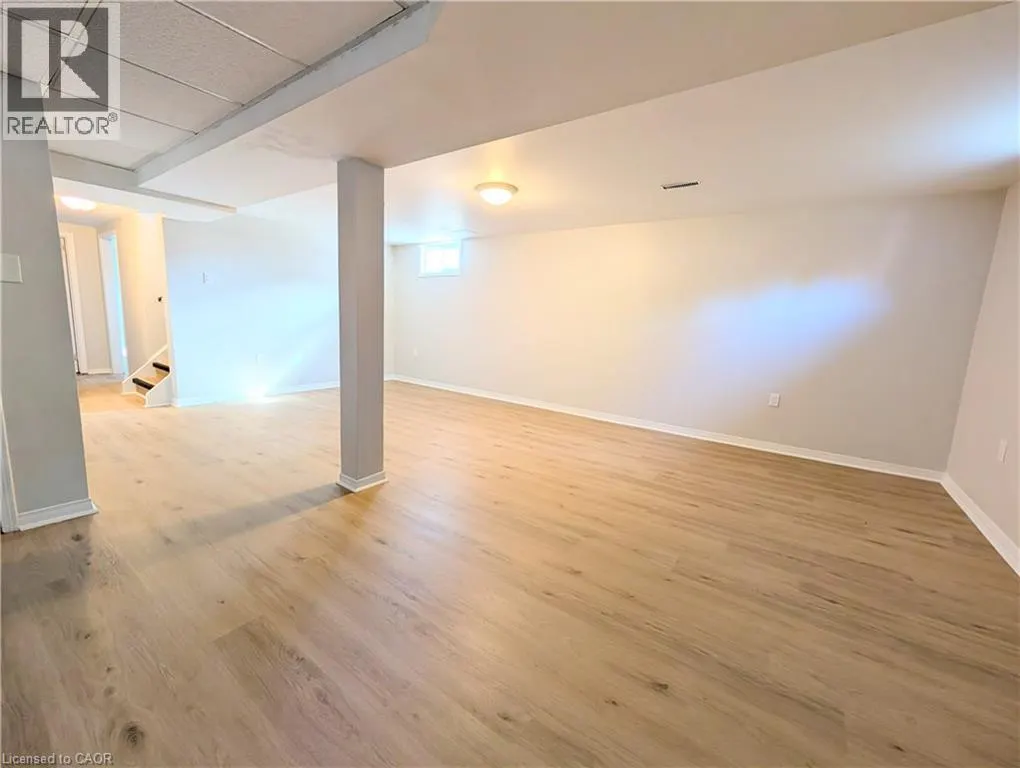 4933 KENTUCKY Court