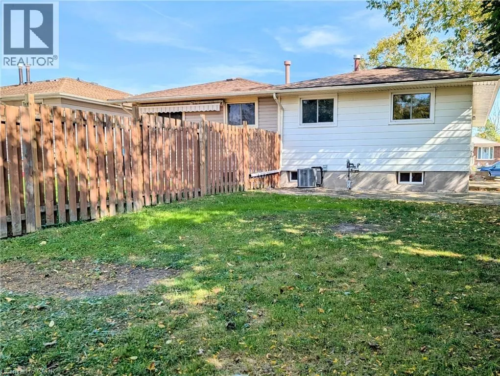 4933 KENTUCKY Court