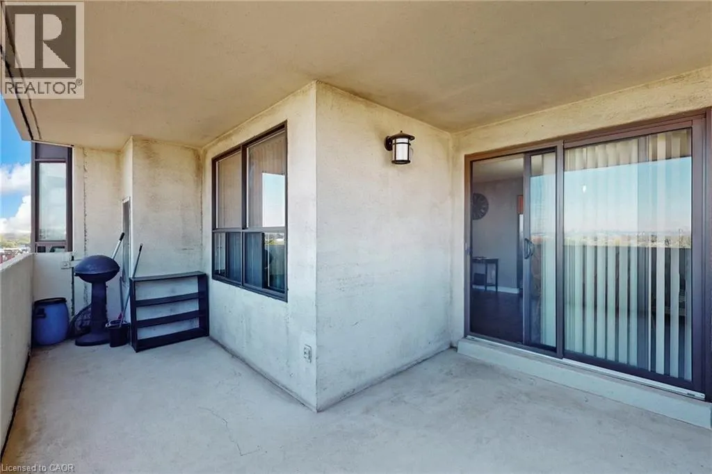 432 MAIN Street Unit# 1002, #1002
