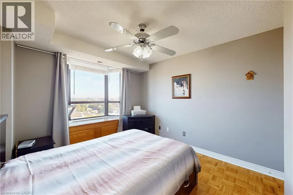 432 MAIN Street Unit# 1002, #1002