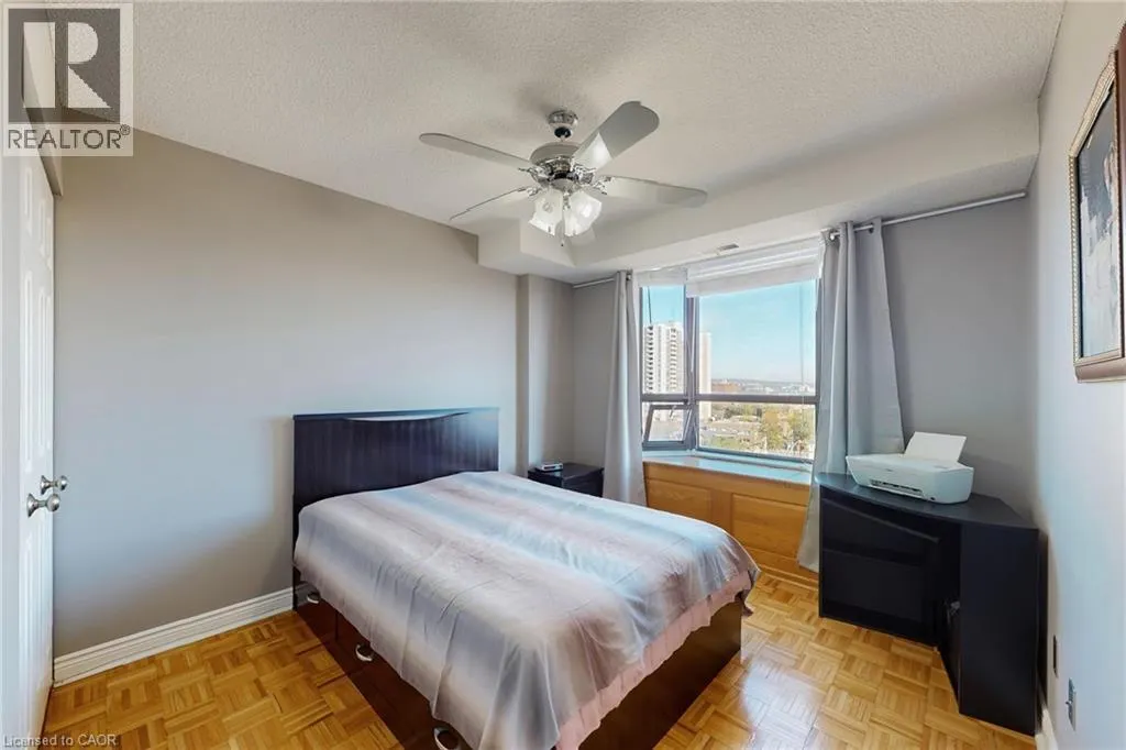 432 MAIN Street Unit# 1002, #1002