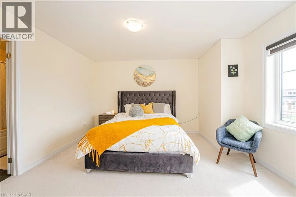 22 OAKTREE Drive