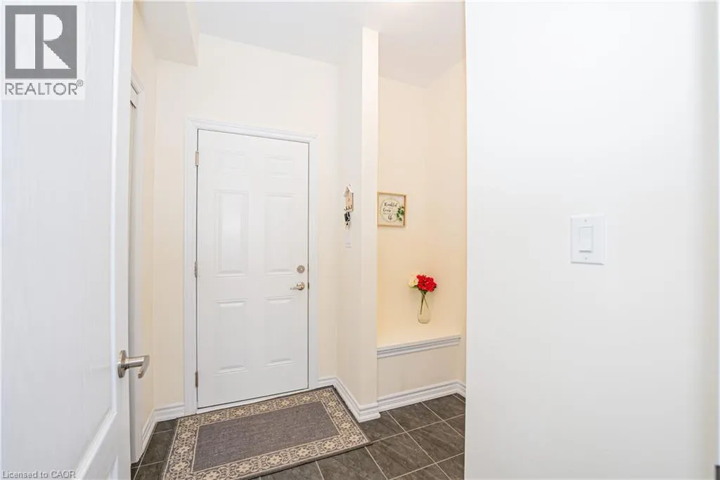 22 OAKTREE Drive