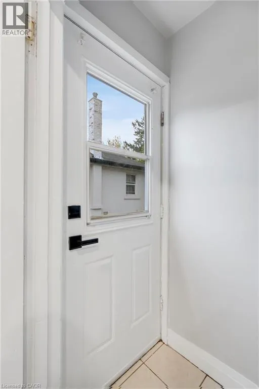 20 WEST 4TH Street