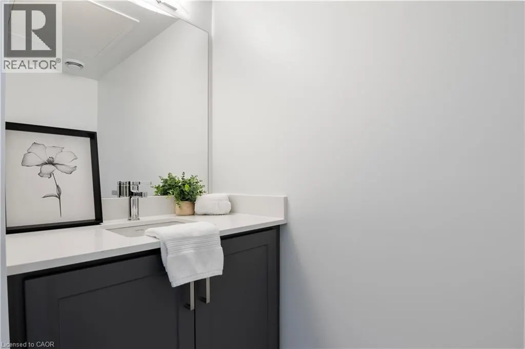 55 DUKE Street W Unit# 420, #420