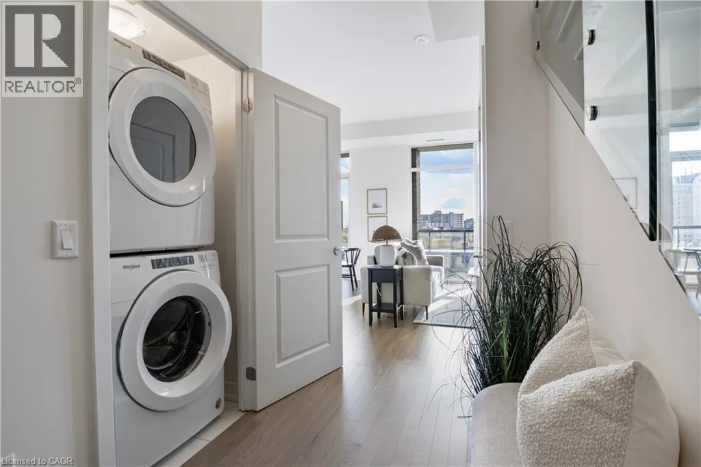 55 DUKE Street W Unit# 420, #420